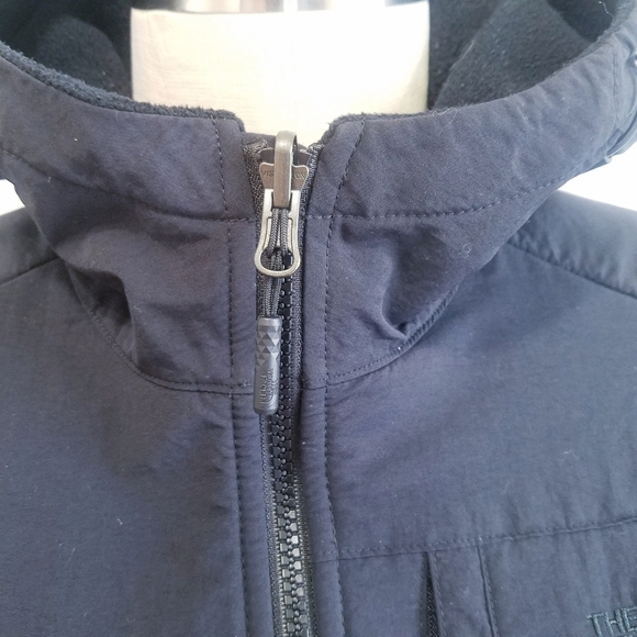 The North Face | Womens Outerwear Jacket with hood, size Small Black - Picture 9 of 11